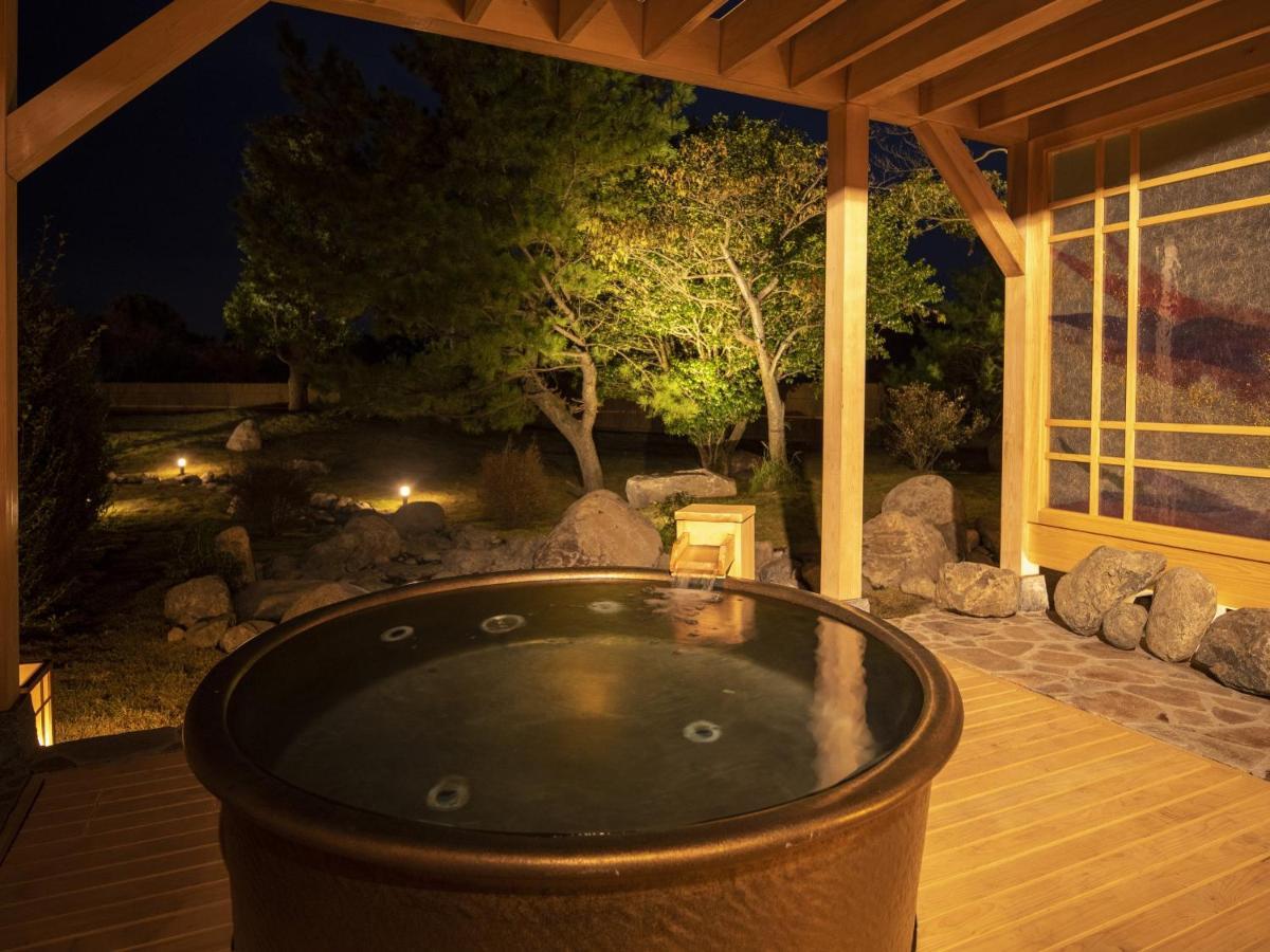 La Vista Kirishima Hills Hotell Eksteriør bilde